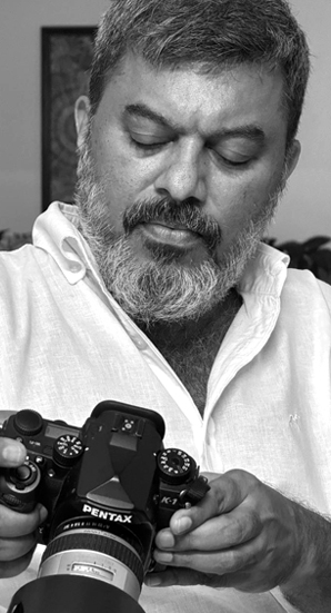 DIRECTOR Viswamangal Kitsu